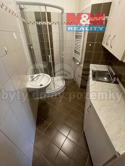 Pronájem kancelářského prostoru, 156 m², Třinec, ul. 1. máje - 9