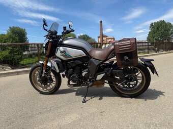 CFMOTO 700CL-X Heritage, výbava, 11658km - 9