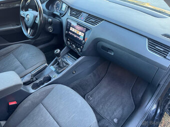 OCTAVIA 1.6TDI 85kW STYLE+ LED KOUPENO V ČR - 9