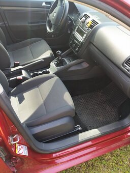VW Jetta 1.6 -75Kw - 9