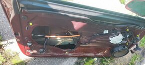 Audi A3 8P , dveře levé, dveře pravé, vínová barva X7X7 - 9