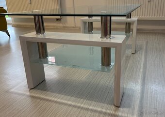 Skleněný konferenční stolek XXXLutz - 9