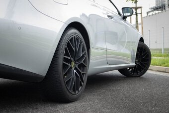 Mercedes-Benz E trieda Kupé 200 A/T 9g / AJ NA SPLÁTKY / - 9