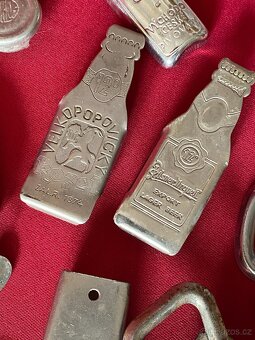 pivní tácek starý pivní tácek otvírák na pivo pivní láhev - 9