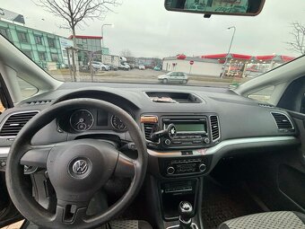 Volkswagen Sharan 2.0TDI - 9