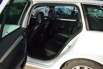 Škoda Octavia 1,6 TDI,STYLE,PANO,NAVI,Bi-xen - 9