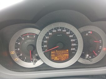 Toyota Rav D-4D/kuže/xenon/Navi/keyless - 9