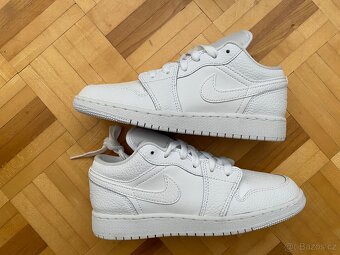 Tenisky Nike air Jordan 1 vel.36 - 9