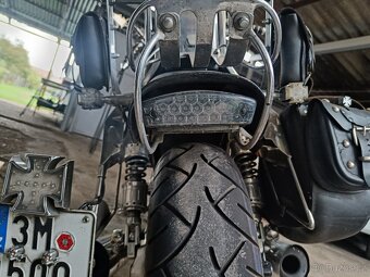 Suzuki Intruder VS1400 - 9