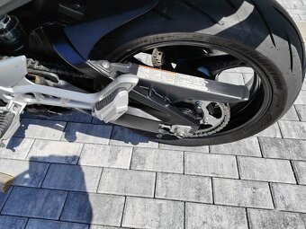 Suzuki gsr 600 top stav - 9