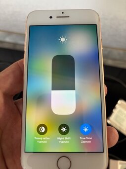 iPhone 8 256 gb zlatý - 9