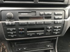 BMW 3 E46 316i 85kW Combi 2003 - díly z vozu - 9