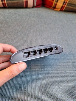 Balíček síťových prvků TP-Link a D-Link - 9