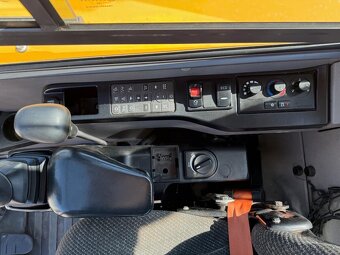 Volvo ECR88D - 9
