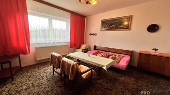 Prodej rodinného domu 188 m², pozemek 798 m² - 9