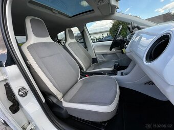 Volkswagen e-up 2014/60kw/150km/panorama/výhřev/sound system - 9
