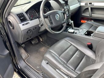 VW Touareg 3.0 V6 TDi, 4x4, automat - 9