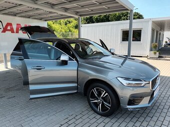 Volvo XC60 2,0 4x4,R-DESIGN,SERVISKA,PANO - 9
