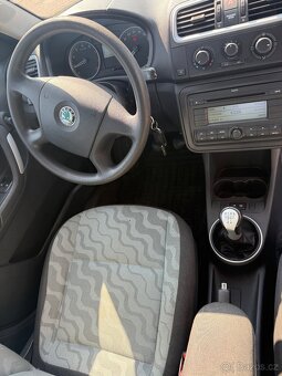 Škoda Fabia 2 1.2htp 44kw 107tis - 9