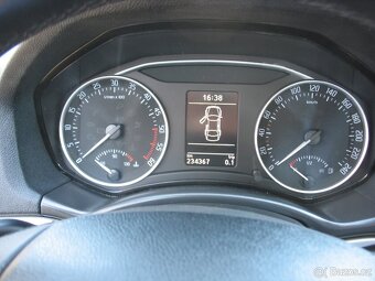 Octavia Combi II 2,0 TDi-103 kW, 134.000,-Kč - 9