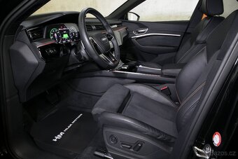 Audi e-tron 55 300kW S-line Black Edition B&O Matrix ACC - 9