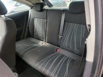Opel Corsa 1.2i,59kw, model 2009,nová STK - 9
