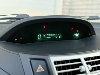 Toyota Yaris 1.3 64kW LPG Automat 2007 - 9