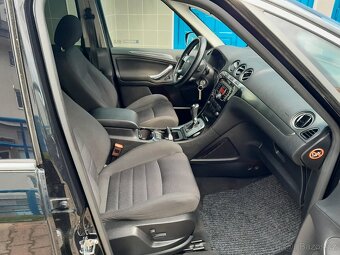 Ford S-MAX 2,0TDCI 120KW AT Titanium - 9