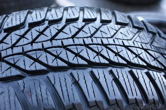 hezka dvoubarevna alu 17 Brock VW Seat Audi Skoda zimni pneu - 9