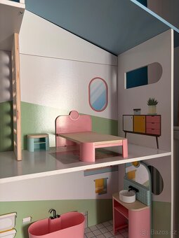 Domeček pro panenky - 9