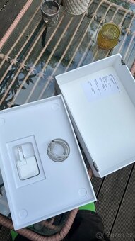 Apple MacBook Air M1 S PŘÍSLUŠENSTVÍM - 9