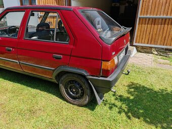 ŠKODA FAVORIT 135 LX - 9