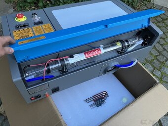 CO2 laser, laserová gravírka OMTech K40+ 40W 200x300mm - 9