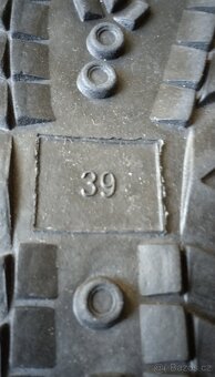 Zimní vysoké boty dámské (sněhule) - 9