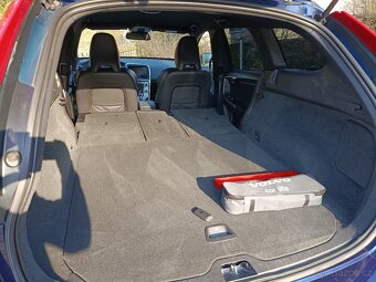 Volvo XC60 4x4 D4 AT edice Ocean Race - 9