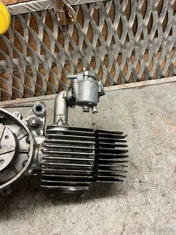 Motor jawa pionýr 05 - 9