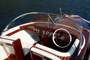 Riva Chris Craft Belle Isle 23 - 9
