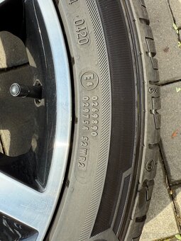 Originální ALU kola VW Madrid R17 5x112 + letní pneu 225/45/ - 9