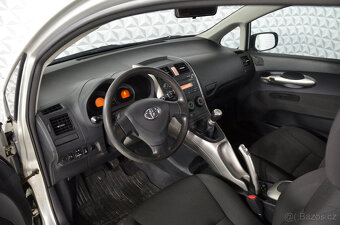 Auris 1.4D4-D Terra 2007 - 9