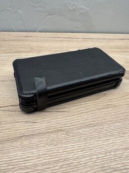 Solární nabíječka s 10 000mAh powerbankou - 9