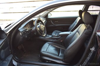 BMW Řada 3 KUPÉ 325i E92/AUTOMAT/KŮŽE/ - 9