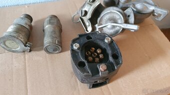 Díly na traktor vše komplet, spousta šikovných věcí - 9