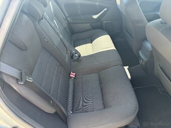 Ford Mondeo 2.0 107kw Benzín 2009 160tis km - 9