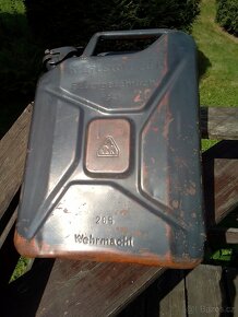Wehrmacht-Válečný kanystr německé armády z r. 1943 - 9