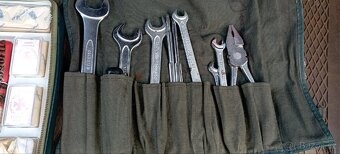 Mercedes w115 /8 220d - 9