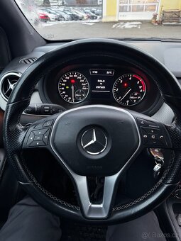 Mercedes-Benz B180 CDI BlueEFFICIENCY • 2012 • 80 kW • - 9