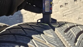 Zimní pneu 265/40/20 Michelin - 9