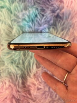 Apple IPhone XS, 64GB zlatý - 9