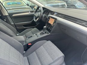 VW Passat B8  2.0TDI 140kW DSG ACC kamera tažné Matrix Úhel - 9