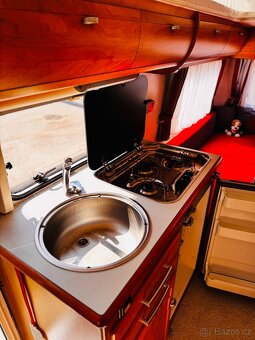 Hymer Eriba Touring GT 552 CHILLY/MARKÝZA/STAN/NOSIČ/1.200KG - 9